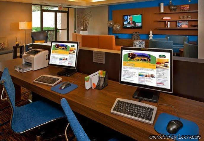 Courtyard By Marriott Ucr/moreno Valley Area Hotel 3*